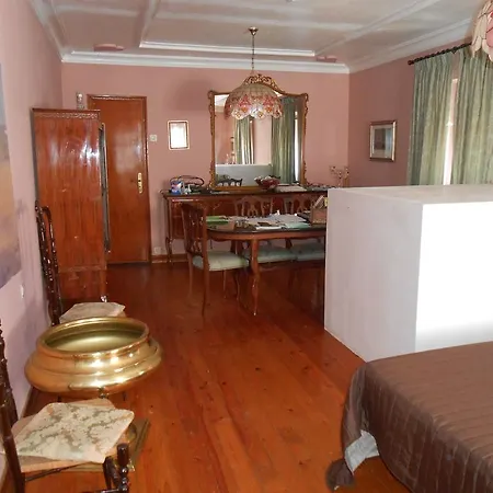 Casa De Burros Chao da Va