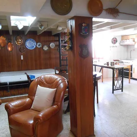 Casa De Burros Chao da Va